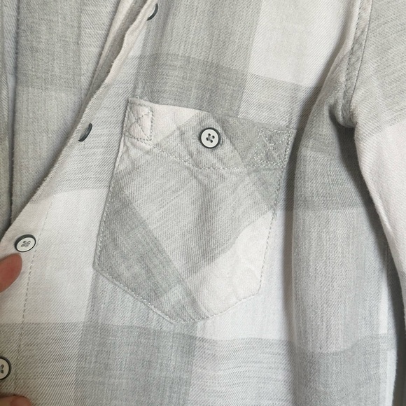 BDG- bottom down flannel shirt - Size XS - Picture 3 of 4